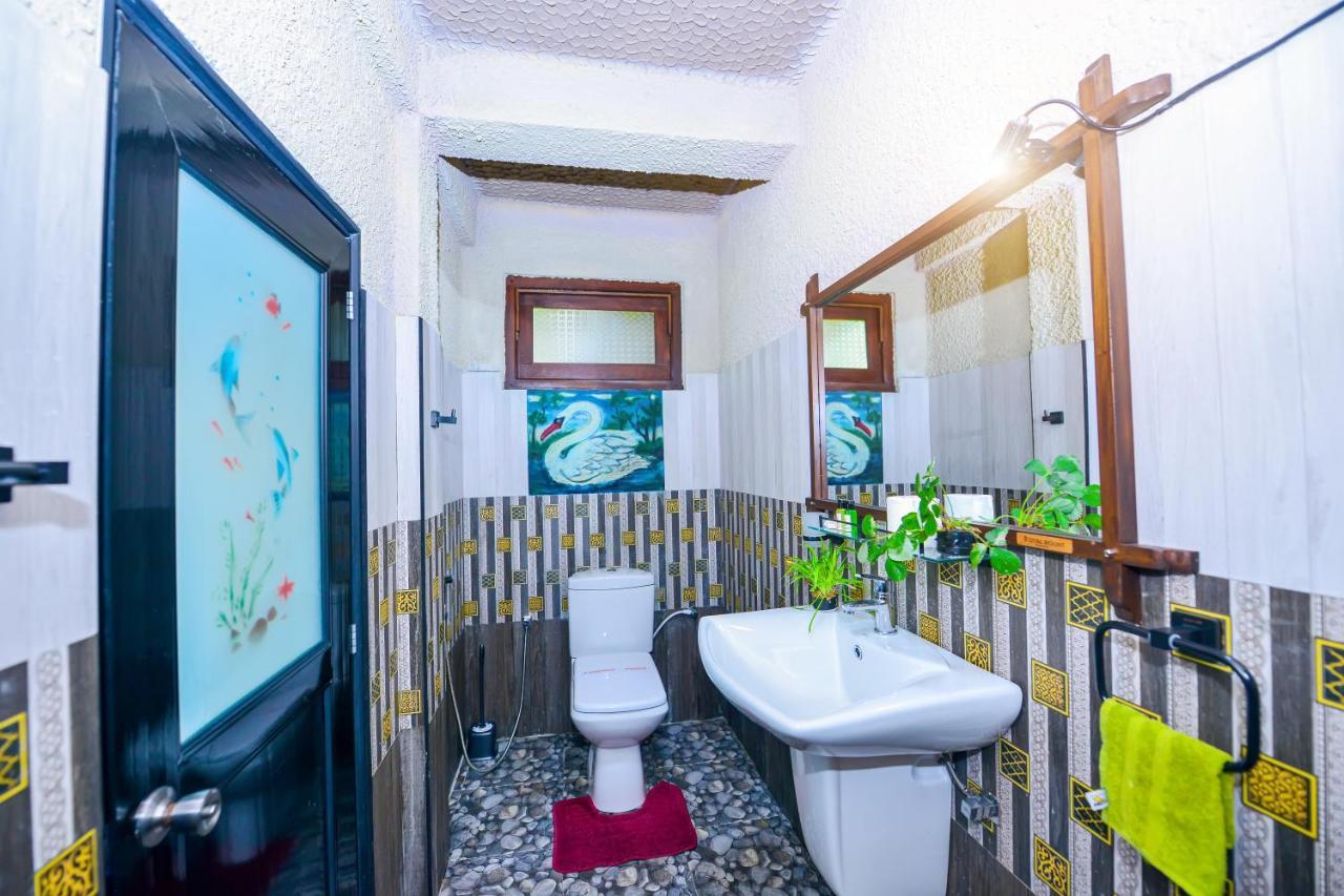 Royal Mount Ella Bed & Breakfast Dış mekan fotoğraf