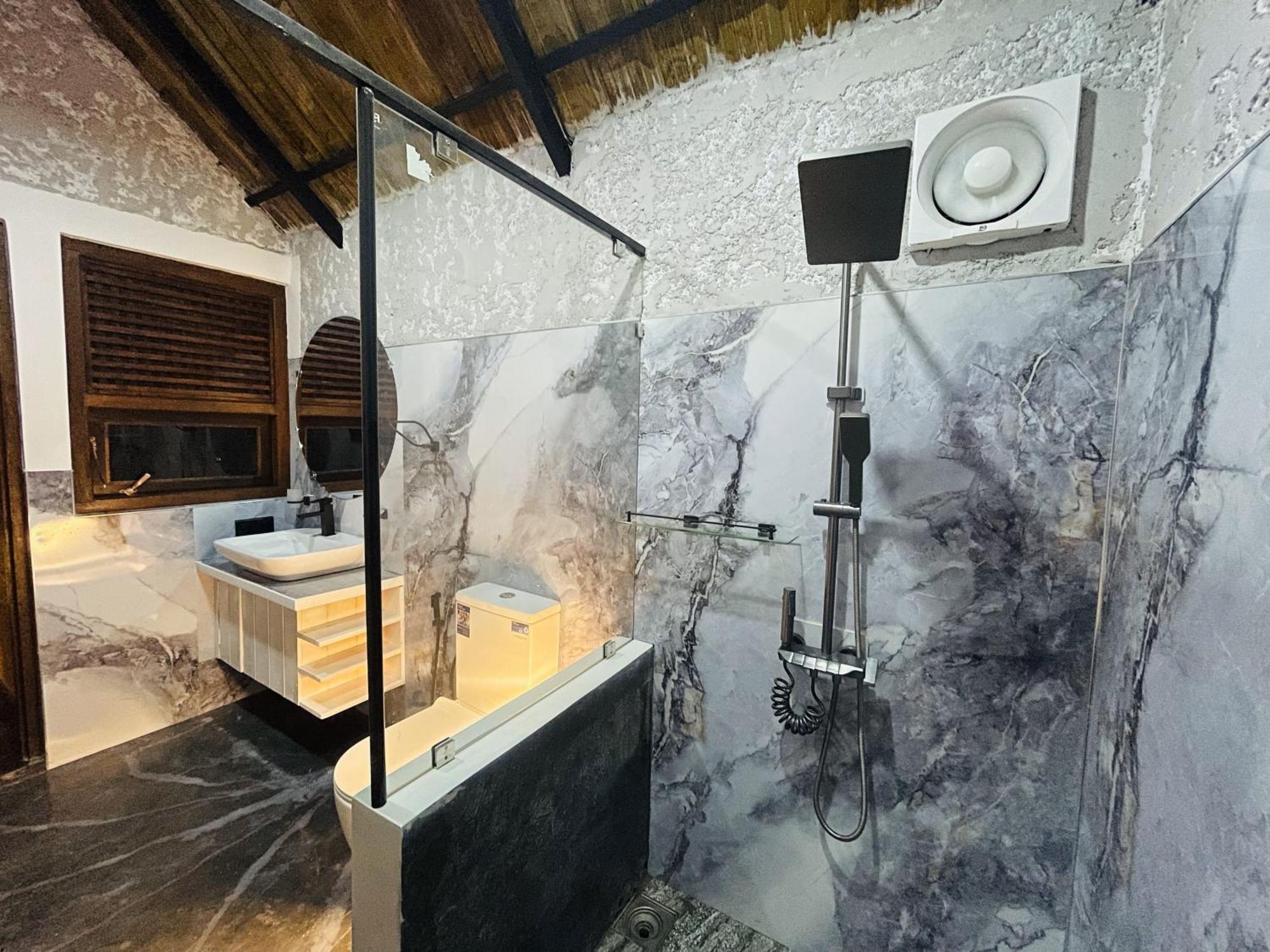 Royal Mount Ella Bed & Breakfast Dış mekan fotoğraf