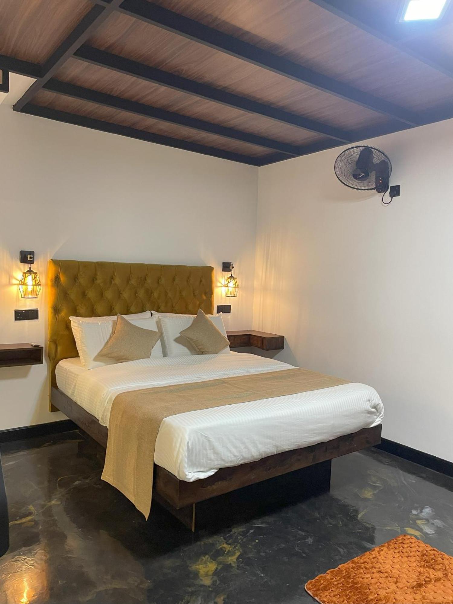 Royal Mount Ella Bed & Breakfast Dış mekan fotoğraf